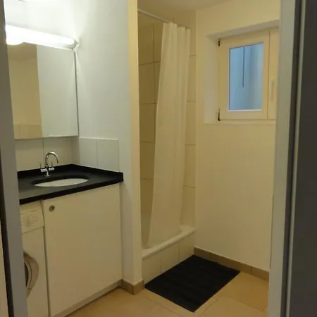 Zentrales 2-zimmer * Tübingen